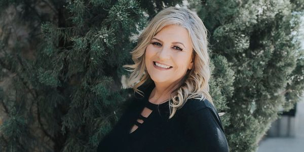 Lisa - Wedding Planner